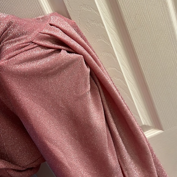 Sparkly short front slit dress - Picture 4 of 4